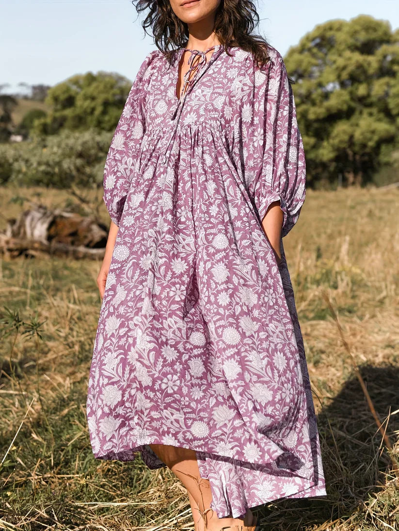 Janna - Robe Mi Longue à Encolure En V Et à Motifs Floraux